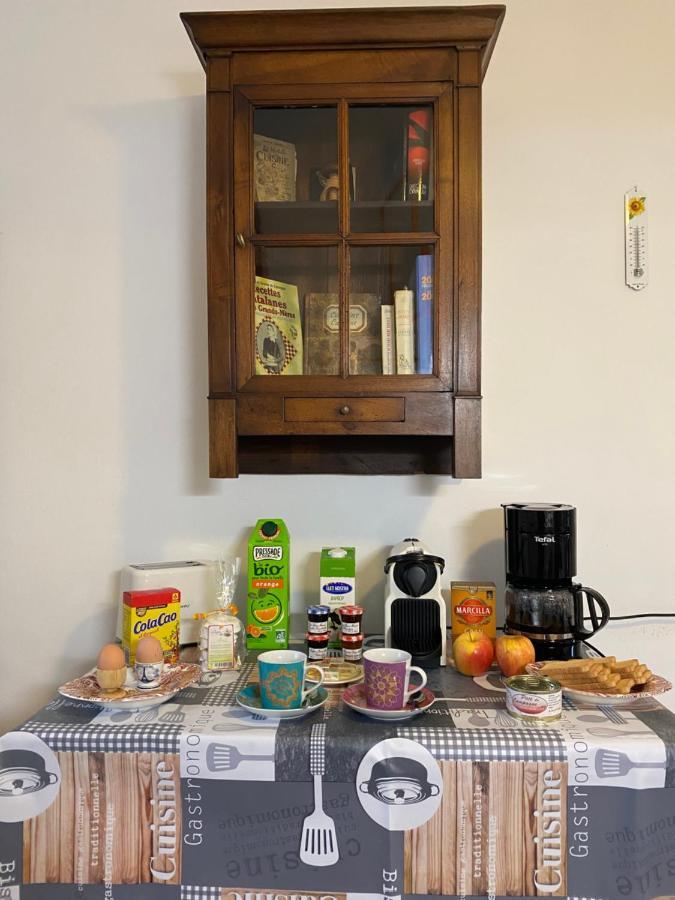 Chez Hélène, appartement charmant pour 4 personnes chiens bienvenus-perros bienvenidos Bourg-Madame Exterior foto
