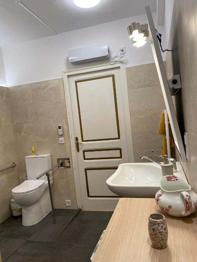 Chez Hélène, appartement charmant pour 4 personnes chiens bienvenus-perros bienvenidos Bourg-Madame Exterior foto